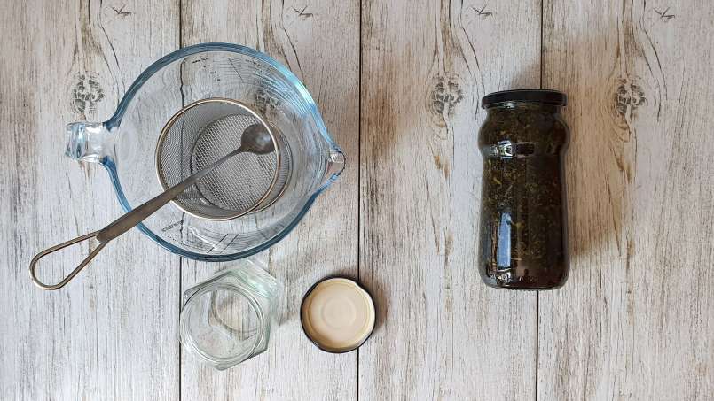 Brandnetelsiroop met honing, foto 7