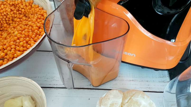 Ongezoet duindoornsap met gember en citroen, foto 5